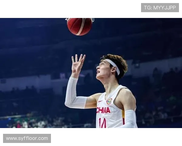 王哲林领衔中国男篮新篇章 力争东京奥运会突破性表现 王哲林领衔中国男篮新篇章 力争东京奥运会突破性表现