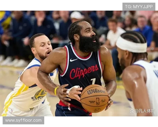 勇士与快船季后赛精彩对决录播回顾全场焦点瞬间分析 勇士与快船季后赛精彩对决录播回顾全场焦点瞬间分析